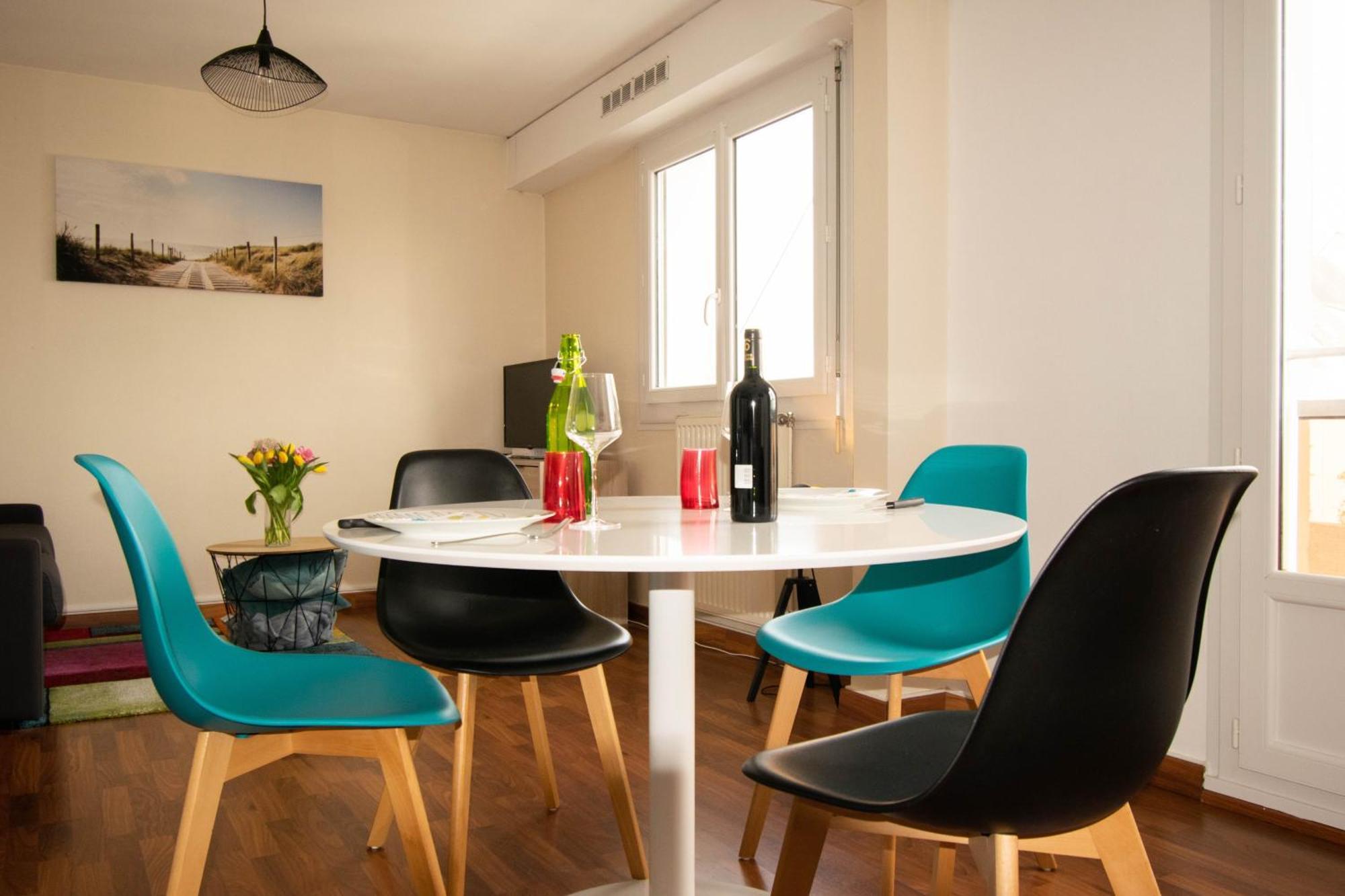 Grand Studio Avec Parking A 10 Minutes Des Plages Лорьян Экстерьер фото